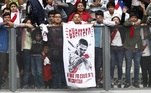 Lima, Peru - 26 de maio: Fãs do Peru exibir um banner em apoio de Paolo Guerrero durante uma sessão de treinamento aberto antes da FIFA World Cup Russia 2018 em 26 de maio de 2018 em Lima, Peru. (Foto de Leonardo Fernandez / Getty Images)