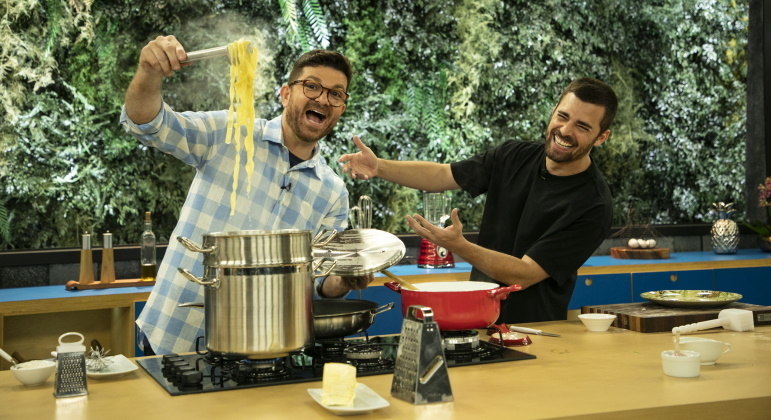 Guga Rocha irá ensinar uma famosa receita de  paillard com fettuccine para Miguel Coelho