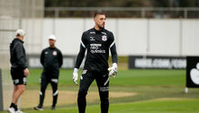 Goleiro do Corinthians deve ser vendido para clube do Chipre 