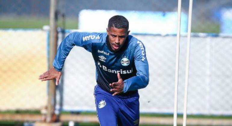 Guilherme Guedes completou quatro jogos pelo Grêmio no Brasileirão, marcando o gol de empate da equipe no primeiro turno, diante do América-MG, mas foi pouco aproveitado, somando apenas 255 na temporada.