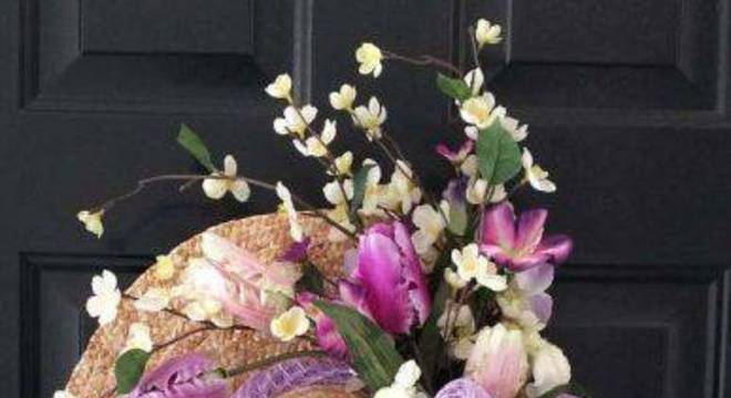 Guirlanda de Natal chapeu de praia com detalhe roxo diy