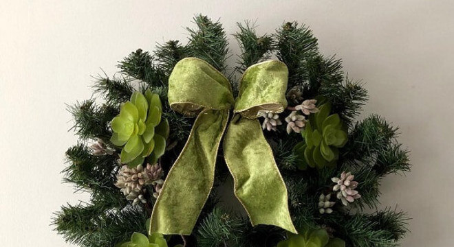 Guirlanda de Natal em tons de verde