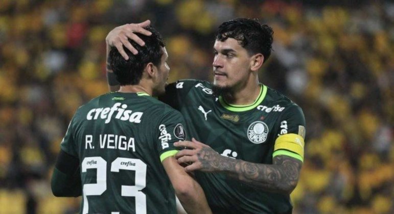 Gustavo Gómez e Raphael Veiga. Os únicos 'intocáveis' no Palmeiras em 2023. Por pedido de Abel