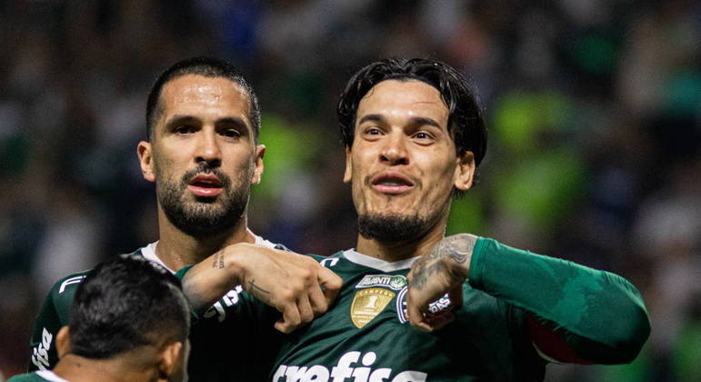 Gustavo Gómez comemora gol diante do Palmeiras diante do Cerro Porteño na Libertadores