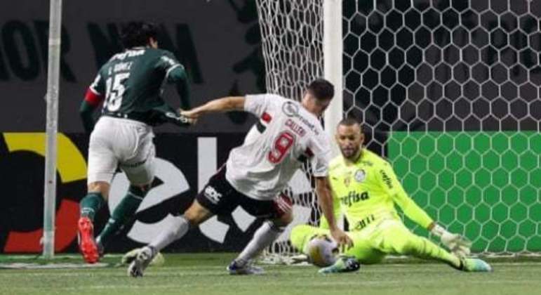 Gustavo Gómez x Calleri - Palmeiras x São Paulo
