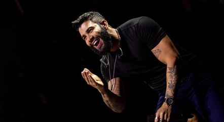 Em uma live, Gusttavo chorou ao falar do caso