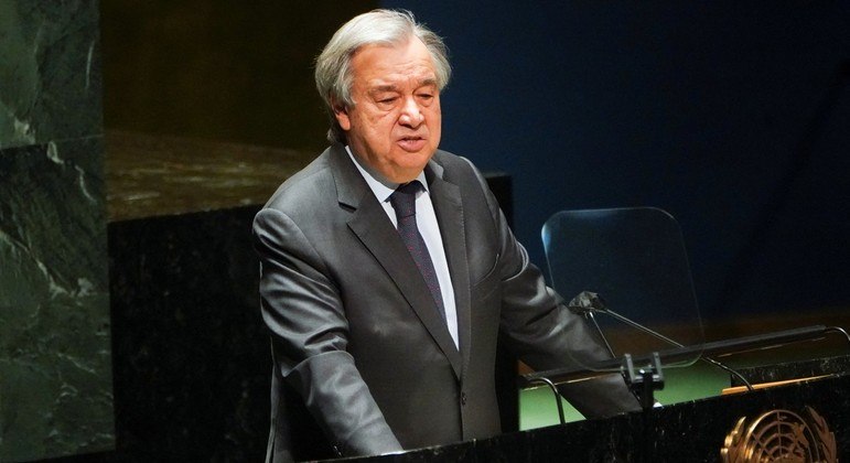 António Guterres disse que há relatos confiáveis de ataques a alvos civis na Ucrânia