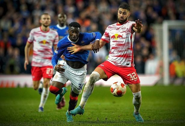 9º Joško Gvardiol (Croácia)Clube atual: RB Leipzig (ALE)Posição: zagueiroIdade: 20 anosValor: 125,8 milhões de euros (R$ 716,6 milhões)