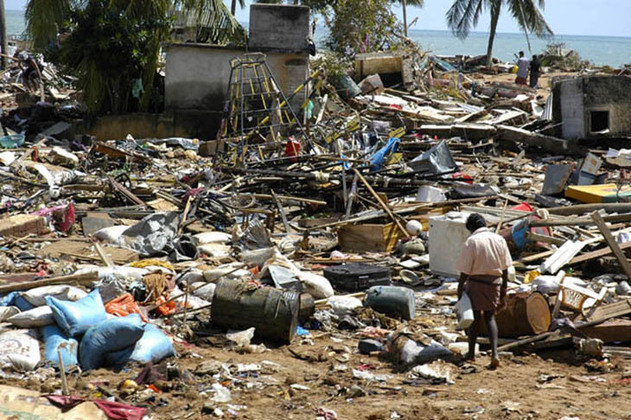  Há 17 anos, em 26/12/2004, um terremoto no litoral da Indonésia causou um tsunami que devastou regiões de 4 países banhados pelo Oceano Índico: Indonésia, Sri Lanka, Índia e Tailândia.