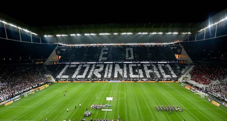 Primeiro jogo oficial do Corinthians na Arena completa 6 anos