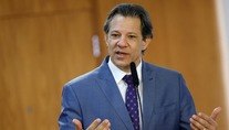 Haddad diz que PIB 'surpreendeu positivamente' e espera crescimento de 3% (Adriano Machado/Reuters)