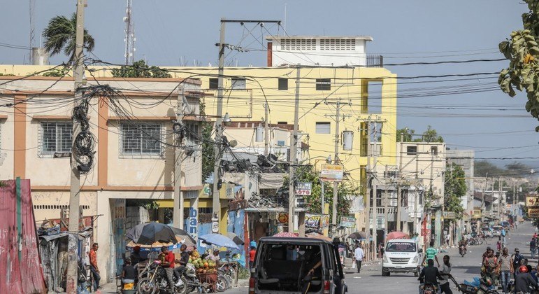 Capital Porto Príncipe é aterrorizada pela violência de grupos armados