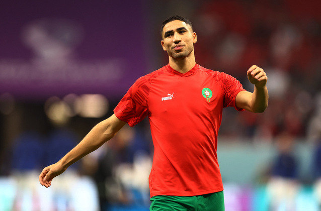 Hakimi, um dos maiores jogadores marroquinos, já está em campo para o aquecimento