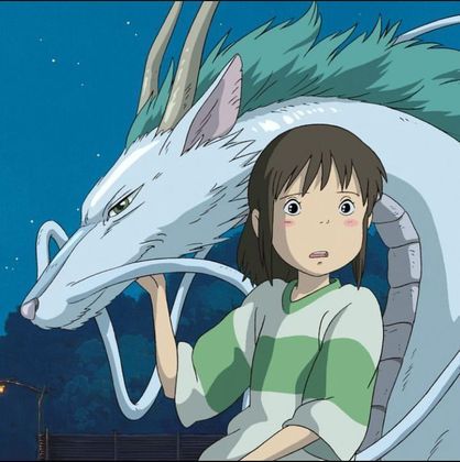 Haku - Outro dragão icônico das animações é Haku, de “A Viagem de Chihiro”. A animação japonesa, lançada em 2001, trata a criatura como um ser mítico e poético, uma verdadeira força da natureza. 