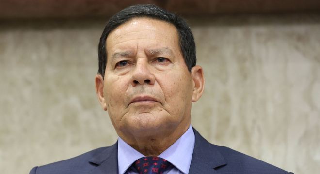 Em artigo, Mourão critica estados e diz que é possível reverter ...