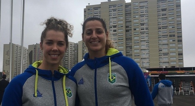 Babi e Duda são grandes destaques da seleção feminina de handebol