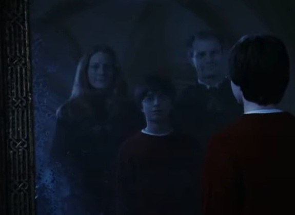 Harry vê seus pais no espelho de Ojesed 