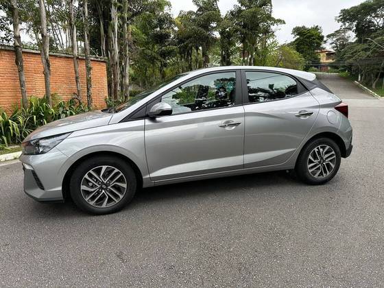 4º) HB20 ( Hyundai) - Com 88.909, e 4,1% de participação