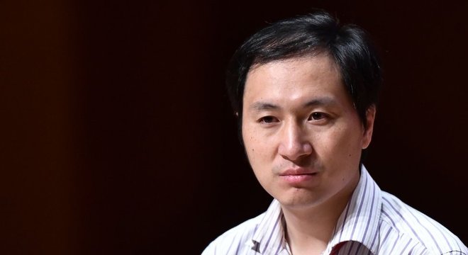 He defendeu seu trabalho, dizendo que queria evitar sofrimento em crianças