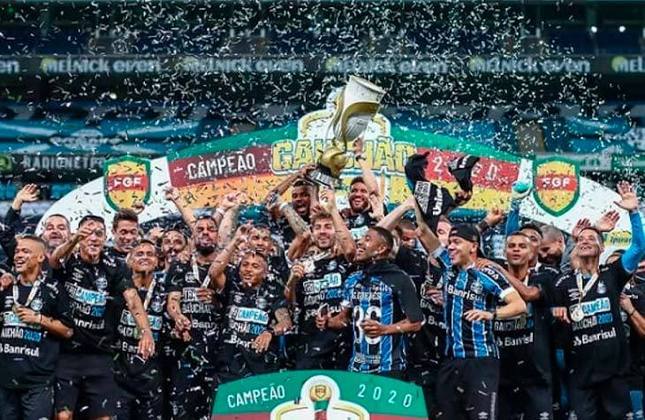 Hegemonia gaúcha - Com Tiago Nunes como técnico, o Grêmio venceu o rival Internacional na decisão do Campeonato Gaúcho e sagrou-se tetracampeão seguido do torneio.
