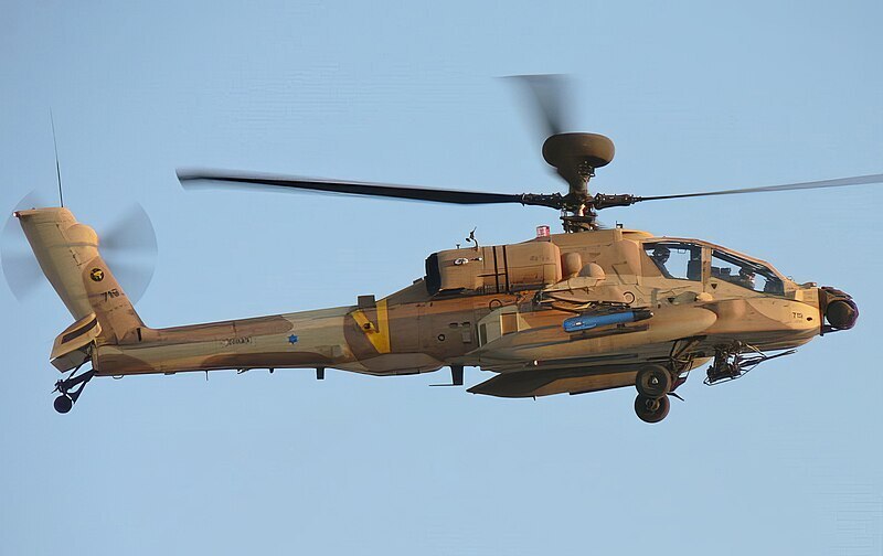 Helicóptero AH-64D Apache