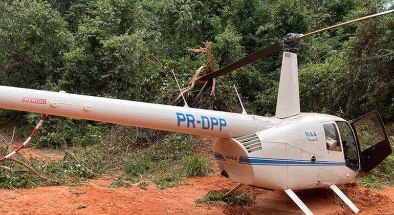 PF apreende helicóptero com cerca de 200 kg de cocaína em Assis, no interior de SP