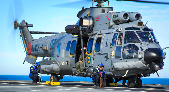 Helicóptero UH-15 Super Cougar da Marinha, modelo igual ao que se acidentou no Entorno do Distrito Federal