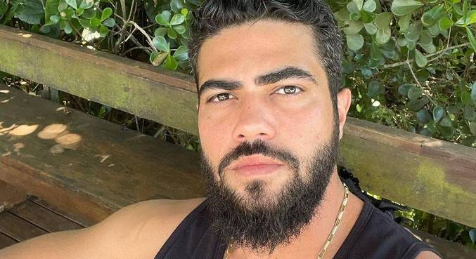 Henrique, parceiro na dupla com Juliano, esqueceu arma em hotel no interior de SP
