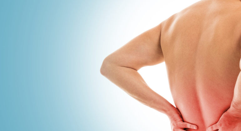 A compressão de nervos e o estreitamento do canal vertebral causam dor 