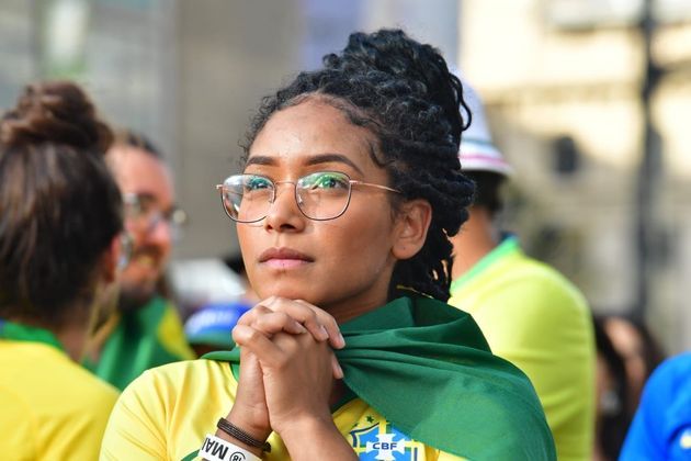 Tamires Lins acompanha e torce muito pelo Brasil. Apreensiva, animada e agora aliviada, ela conta que ainda não fez promessa em caso de título, com exceção de um caprichado churrasco
