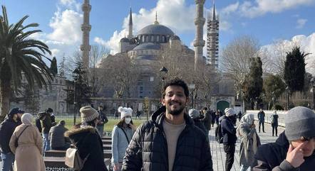 Hisham Elfaki quer salvar a mãe que é sudanesa e está no país