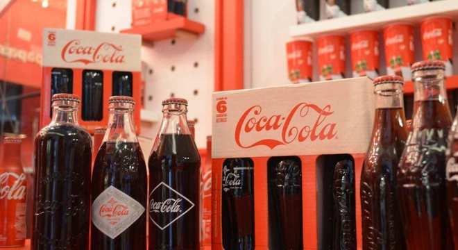 História da Coca-Cola - a marca mais conhecida do mundo