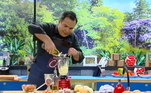 Vem, vem, vem cozinhar! Diretamente do Balanço Geral, o apresentador Reinaldo Gottino enfrentou o ator Sidney Sampaio no Bancando o Chef!