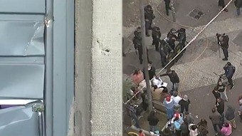 Homem ameaça diretora de morte e invade escola com machado na Grande SP