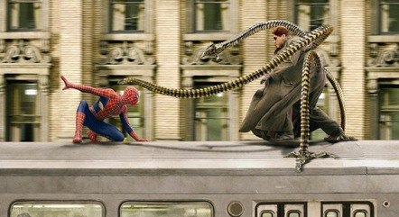 Batalha no metrô de Nova York empolga em 'Homem-Aranha 2'
