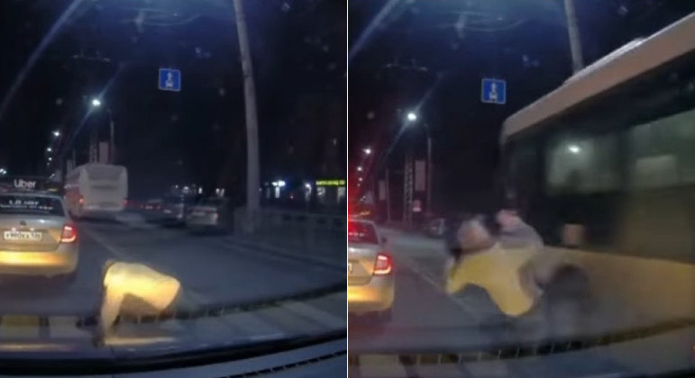 Homem quase foi atropelado por ônibus ao sair de carro em avenida na Rússia
