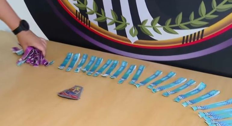 Quase 50 pulseiras foram recuperadas pela Polícia Militar