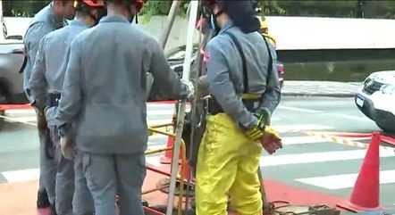 Equipes do Corpo de Bombeiros atenderam à ocorrência