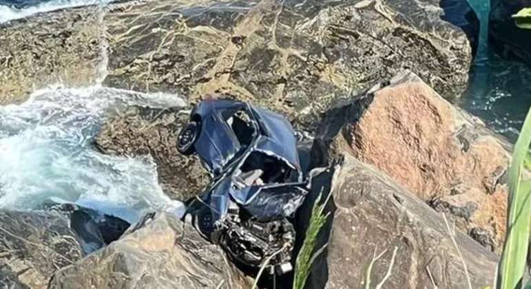 Homem morre após cair em ribanceira em Grumari na Zona Oesta do RJ