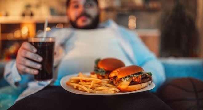 As comidas ricas em gorduras não promovem uma sensação de saciedade, segundo Alexandre Benani, que participou do estudo 