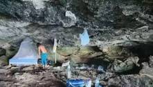 Homem que vivia há 12 anos dentro de caverna é encontrado e expulso pela polícia