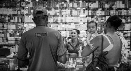 Adriane Rosa é Farmacêutica em Alto Paraíso de Goiás (GO)