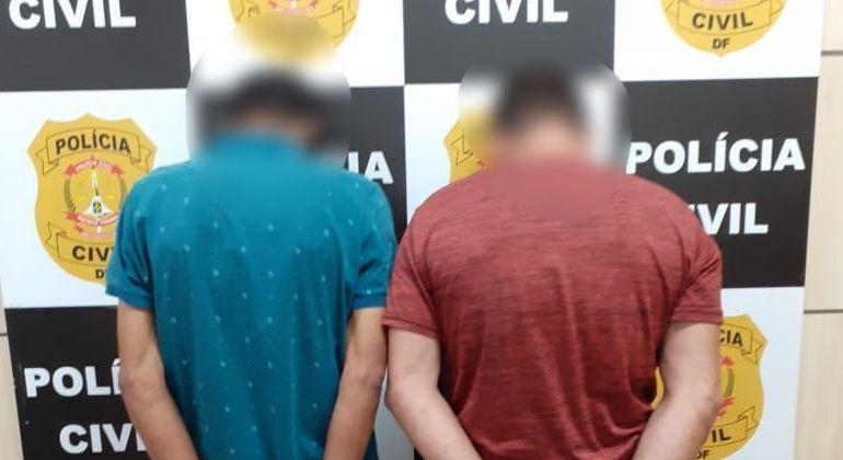 Homens são presos após aplicarem golpe do "falso pix" em comércios do DF