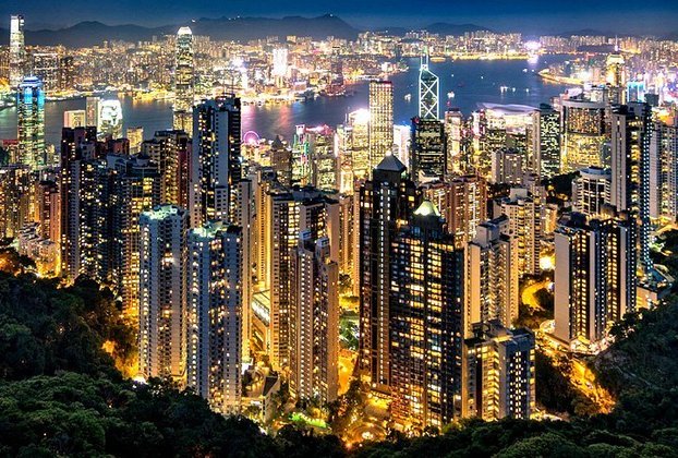 Hong Kong - Ásia - 7,1 milhões de habitantes em 1.104 km2 - Região Administrativa Autônoma da China.
