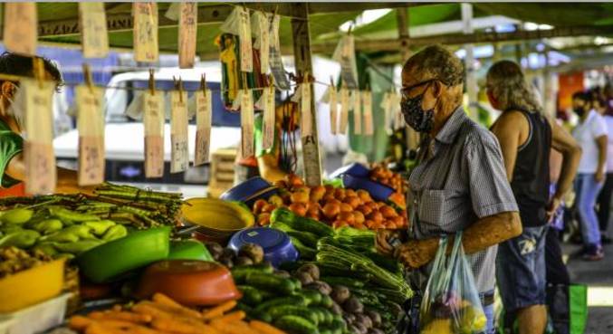 Produtos como feijão, batata e óleo de soja aumentaram em quase todas as capitais