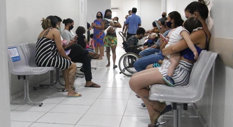Serviços de saúde voltaram a ter alta dos atendimentos por síndrome gripal