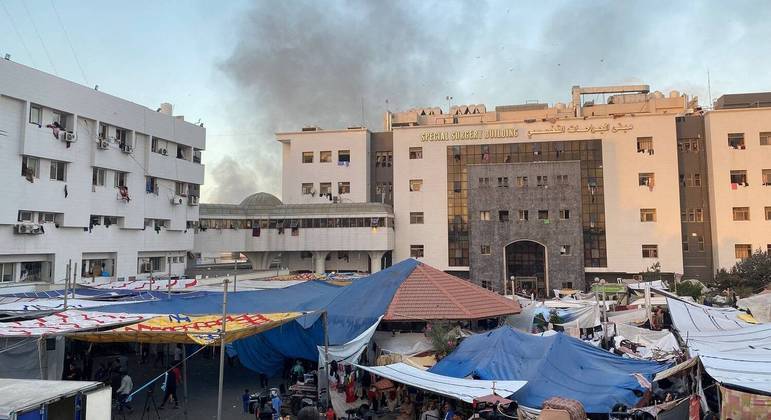 Israel quer criar corredor para evacuar o hospital Al-Shifa, o maior da Faixa de Gaza