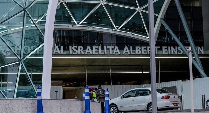 Secretário é internado em hospital Albert Einstein, em São Paulo