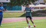 Nas instalações do hospital também tem uma pista para que os pacientes realizem aquecimento. No campo de futebol em tamanho oficial e na pista de corrida, os atletas podem treinar