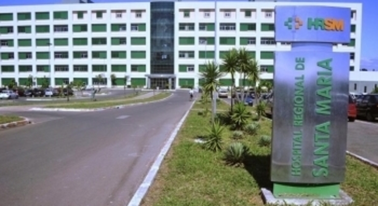 Entrada do  Hospital Regional de Santa Maria (HRSM), que sofreu incêndio no subsolo nesta quinta